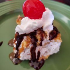 A picture of Fried ice cream cake.