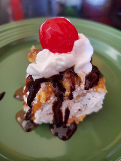 A picture of Fried ice cream cake.