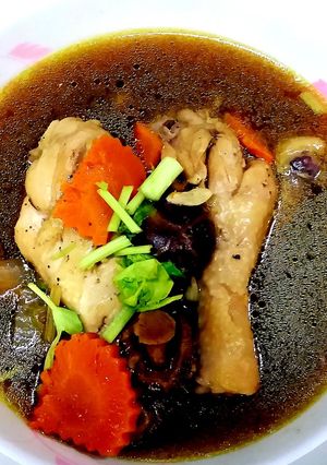 รูปของ ไก่ตุ๋นเห็ดหอม