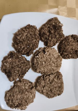 Una foto de Galletas de chocolate plátano y avena