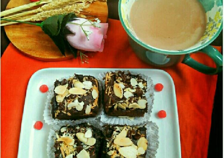 Resep Brownies Coklat Moist ala Tintin Rayner, Lezat