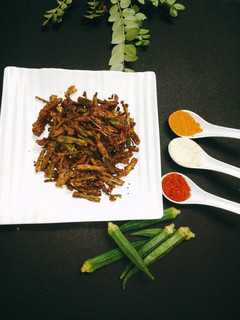 भिंडी कुरकुरी (Bhindi kurkuri recipe in Hindi) रेसिपी मुख्य फोटो