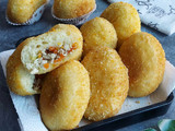 Roti Goreng isi Ayam Sayur
