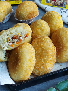 Foto resep Roti Goreng isi Ayam Sayur