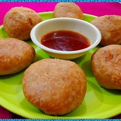 Aloo Kachori A picture of Aloo Kachori.