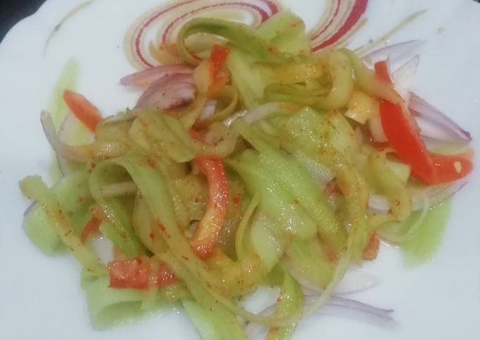 Thai cucumber Noodles Salad