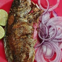 A picture of Fried fish.