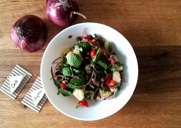Insalata di patate: "se mi ami la mangi pure tu"