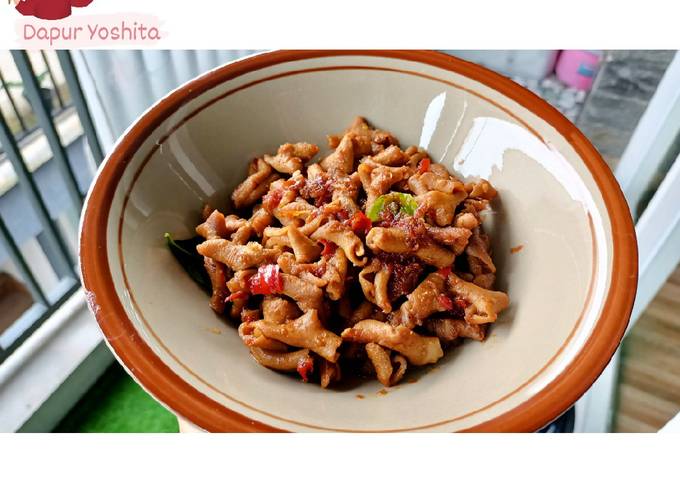 Langkah Mudah untuk Membuat Tumis Usus Pedas, Enak