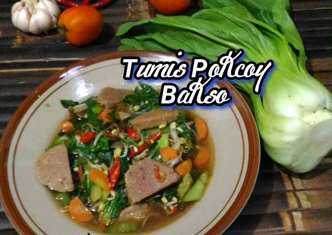 Langkah Mudah untuk Membuat 388. Tumis pokcoy bakso, Bisa Manjain Lidah