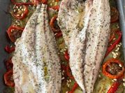 Una foto de corvina al horno