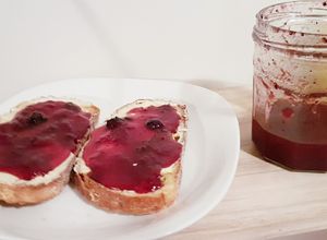 Foto principal de Mermelada de Fresas con Champagne y Anís