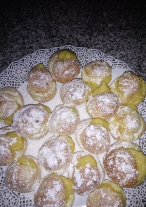 Una foto de Profiteroles