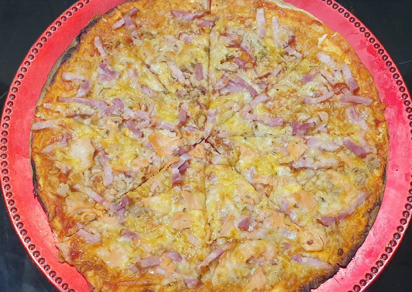 Pizza rápida en tortillas de trigo