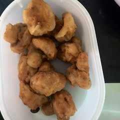Jamur kancing krispi di luar, juicy di dalam রেসিপির প্রধান ছবি