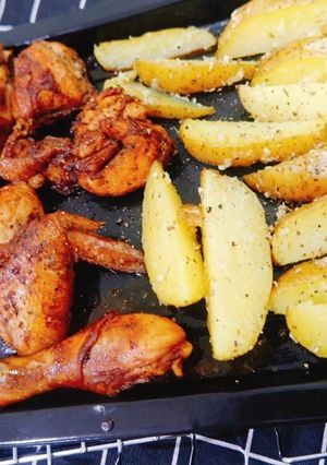 Foto resep Honey Blackpepper Roasted Chicken w/ Potato Wedges