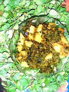 मेथी आलू की सब्जी (methi aloo ki sabzi recipe in hindi) रेसिपी मुख्य फोटो