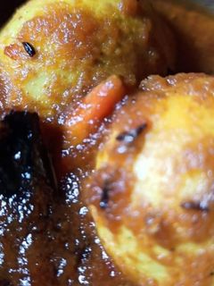 ডিম কষা (dim kosha recipe in Bengali) রেসিপির প্রধান ছবি