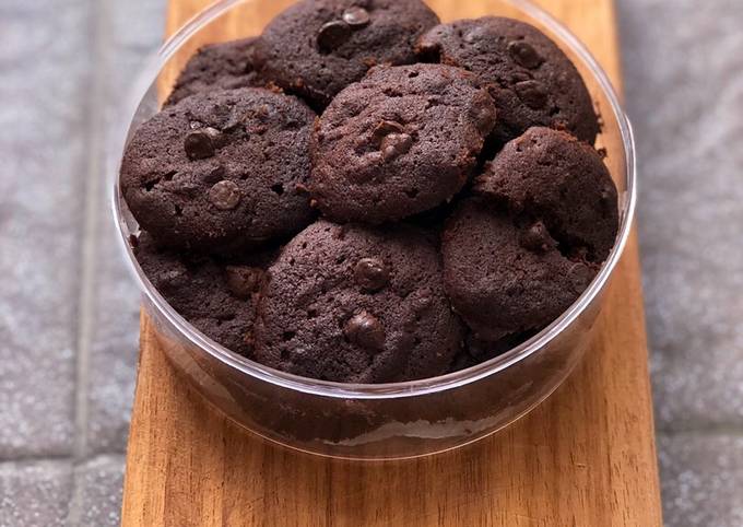 Dark chocolate soft cookies