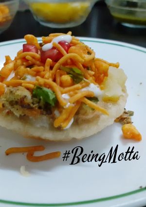 A picture of Raj Kachori.