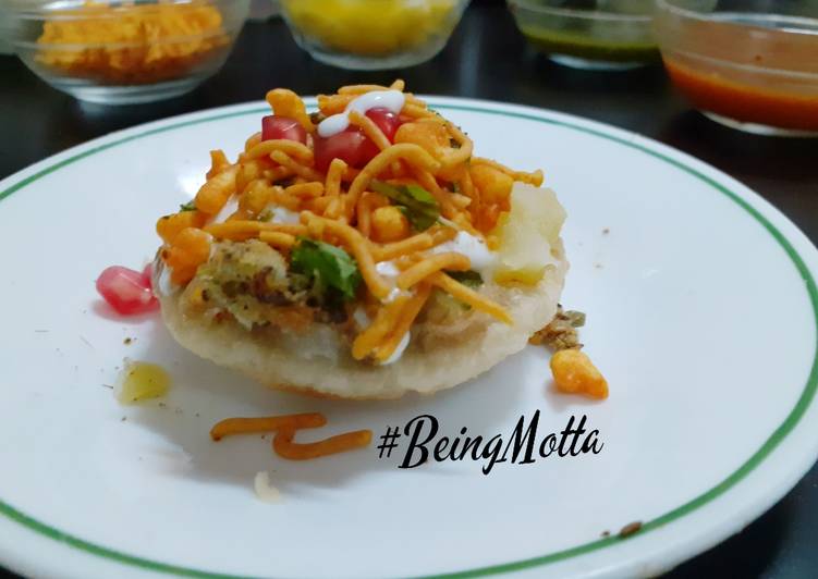 Steps to Cook Yummy Raj Kachori