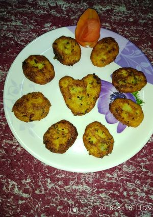 A picture of Aloo tikka.