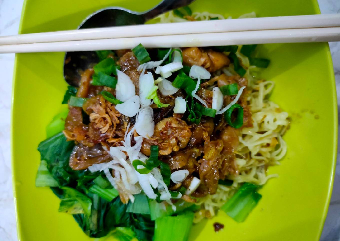 Mie ayam jamur abang-abang