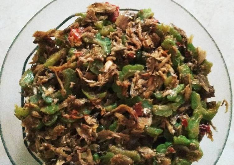 Resep Tumis Parsel (Pare Salem) Pedas, Menggugah Selera