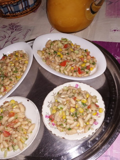 Una foto de Ensalada de judías blancas