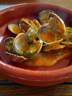 Una foto de Almejas a la marinera