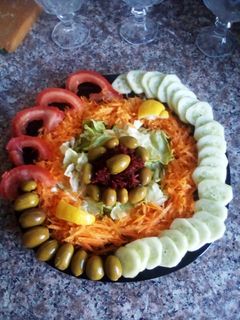 صورة لوصفة سلاطة متشكلة