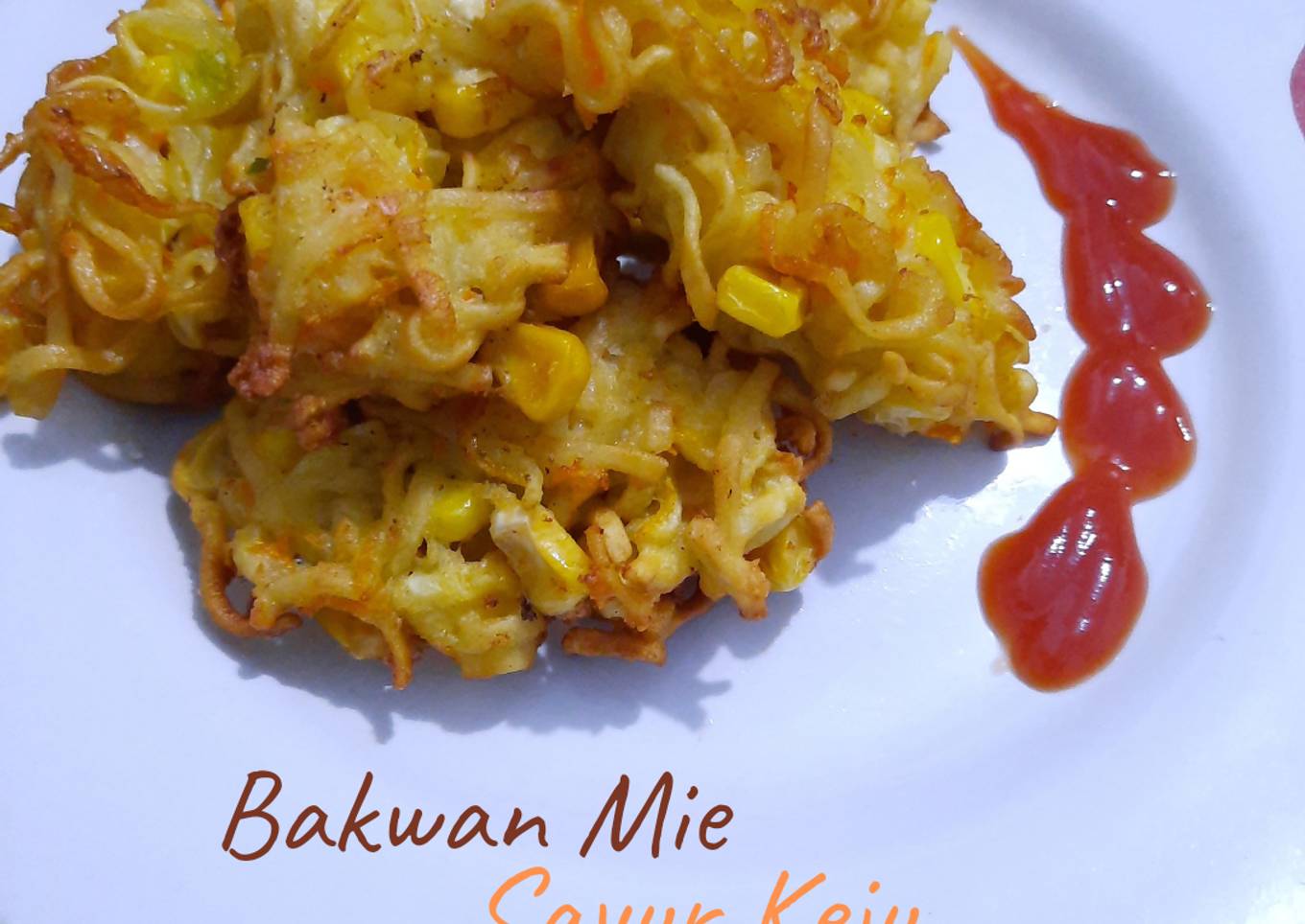 75. Bakwan mie sayur keju