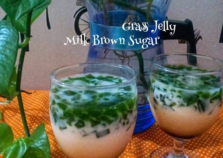 Grass Jelly Milk Brown Sugar