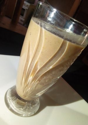 A picture of Chocolate date smoothie.
