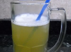 Una foto de Cerveza con Gin y Limón