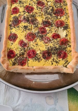 Una foto de 150. Hojaldre con Queso Philadelphia y Tomates Cherry