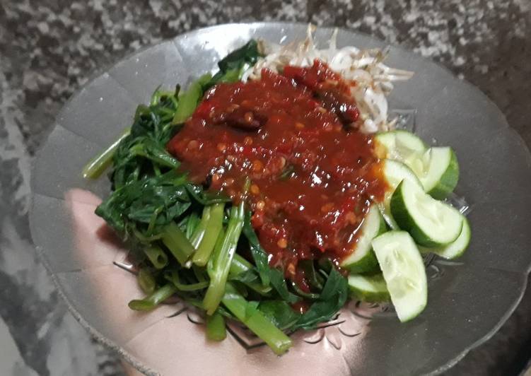 Bahan-bahan Rujak kangkung masya yang lezat dan Mudah Dibuat