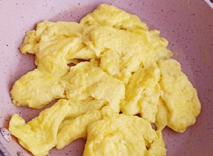 Una foto de Huevo revuelto para el desayuno