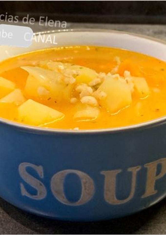 Una foto de Sopa de cebada - Rassolnik sopa tradicional