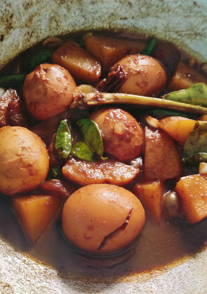 Foto resep Semur Telur Kentang