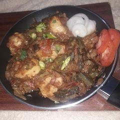 Restaurant style bhindi masala chicken🍅🌶 A picture of Restaurant style bhindi masala chicken🍅🌶.