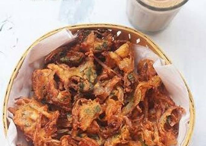 Onion pakoda