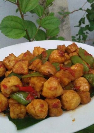 Foto resep Sambal goreng tempe, bakso dan kacang kapri