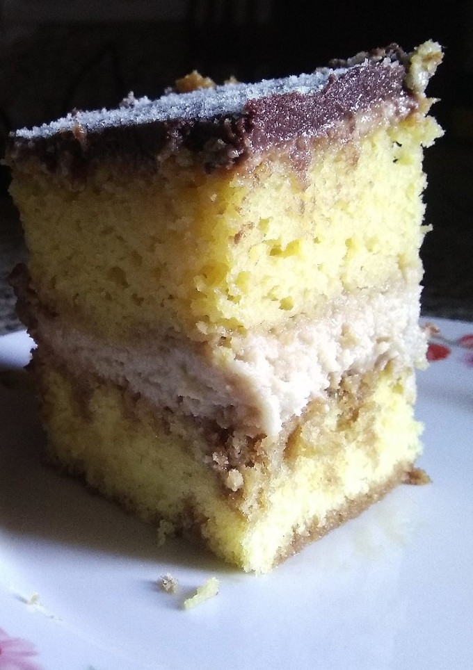 Una foto de Bizco-tarta de almendras, café y chocolate