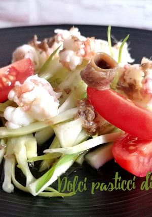Foto di Insalata di puntarelle e scampi