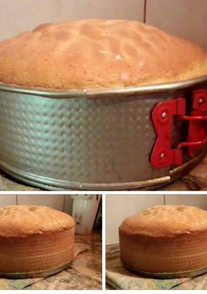 Una foto de Torta/bizcochuelo muy alto y esponjoso