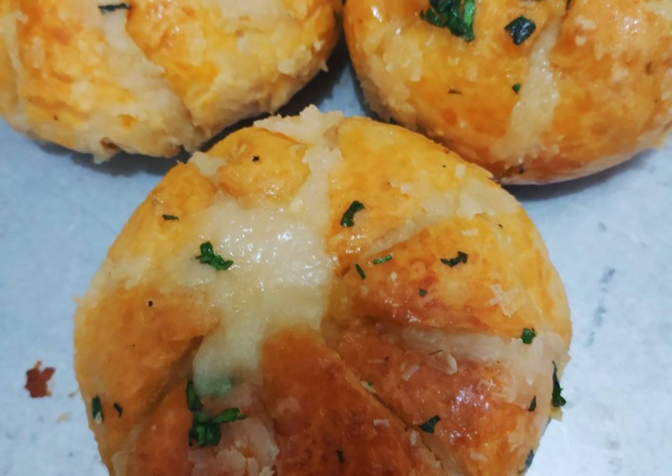 Korean garlic cheese bread