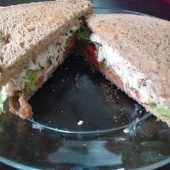 Chicken sandwich A picture of Chicken sandwich.