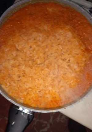 Una foto de Arroz rojo delicioso🤤🤤✌️😁