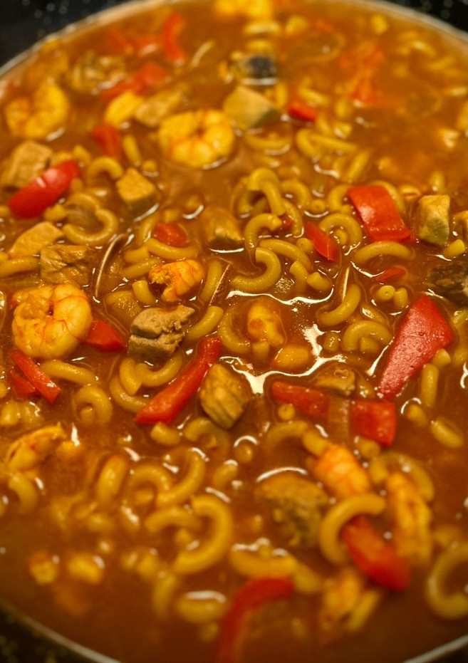 Una foto de Fideua de peix de Santa Pola